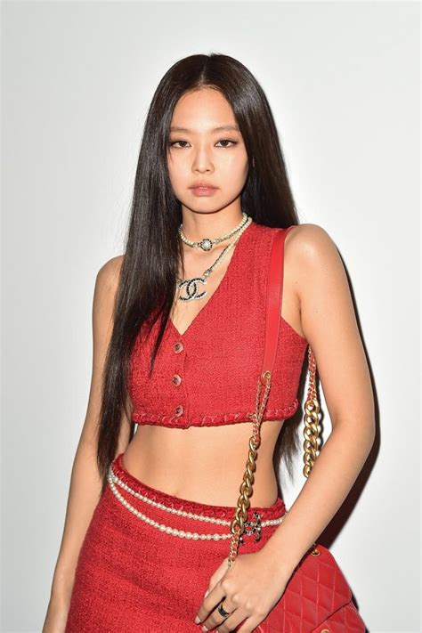 chanel paris fashion week 2021 jennie|How Blackpink’s Jennie Stole the Show in Chanel's .